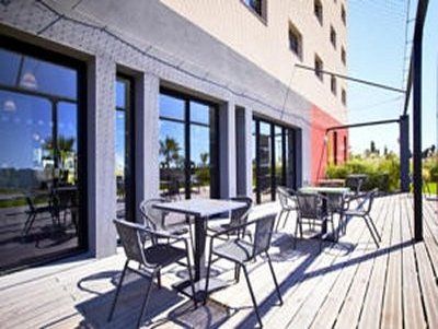 Hotel Express - Marseille Airport, An Ihg 3*